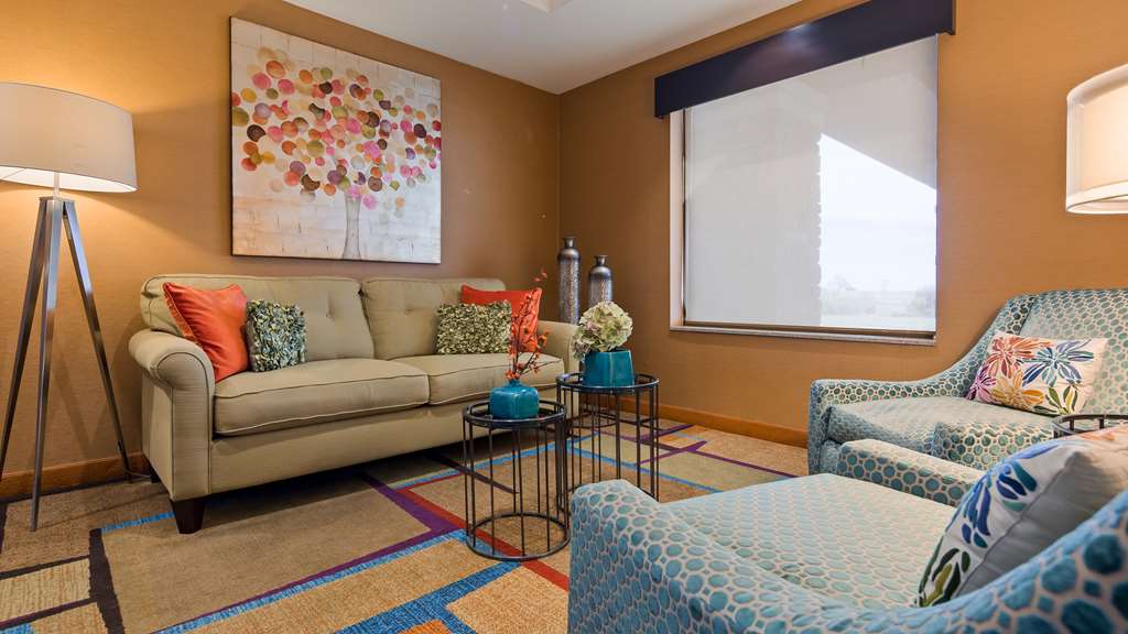 best western plus hiawatha hotel