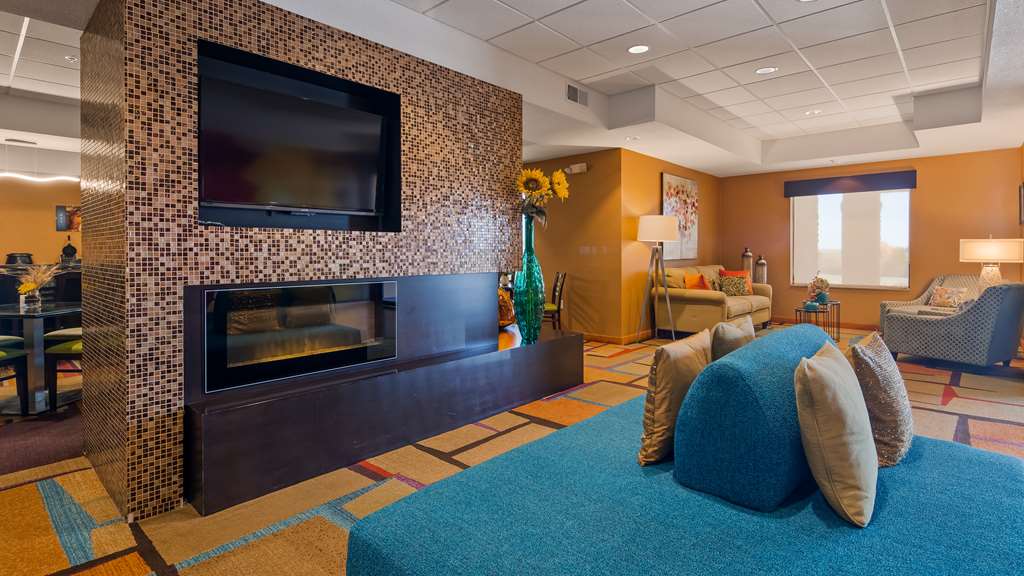 best western plus hiawatha hotel