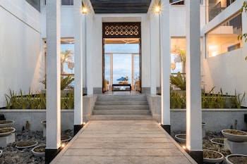 the beach house by reveal