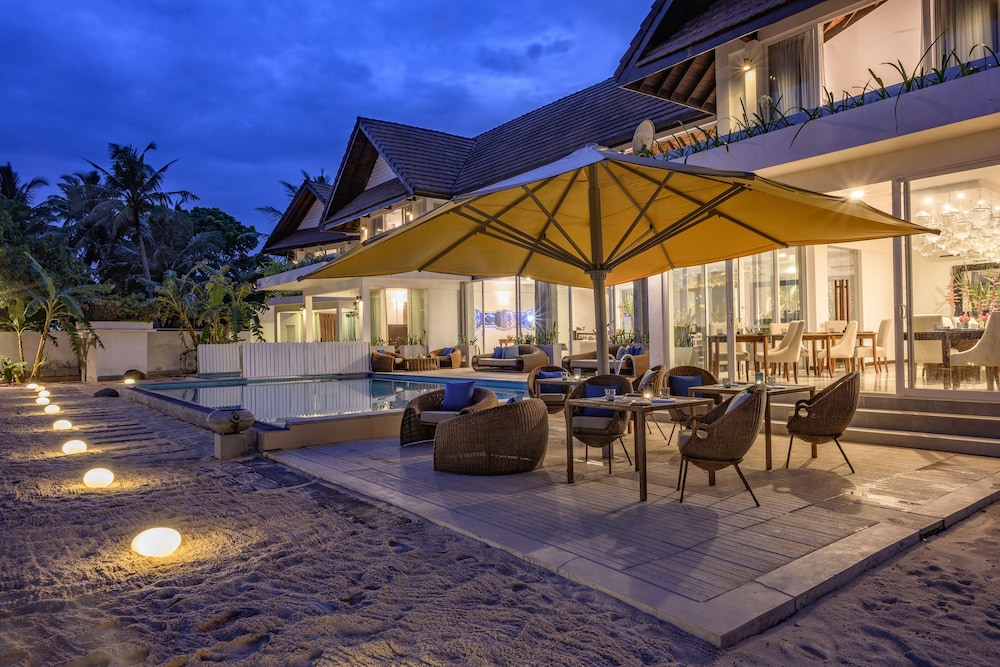 the beach house by reveal