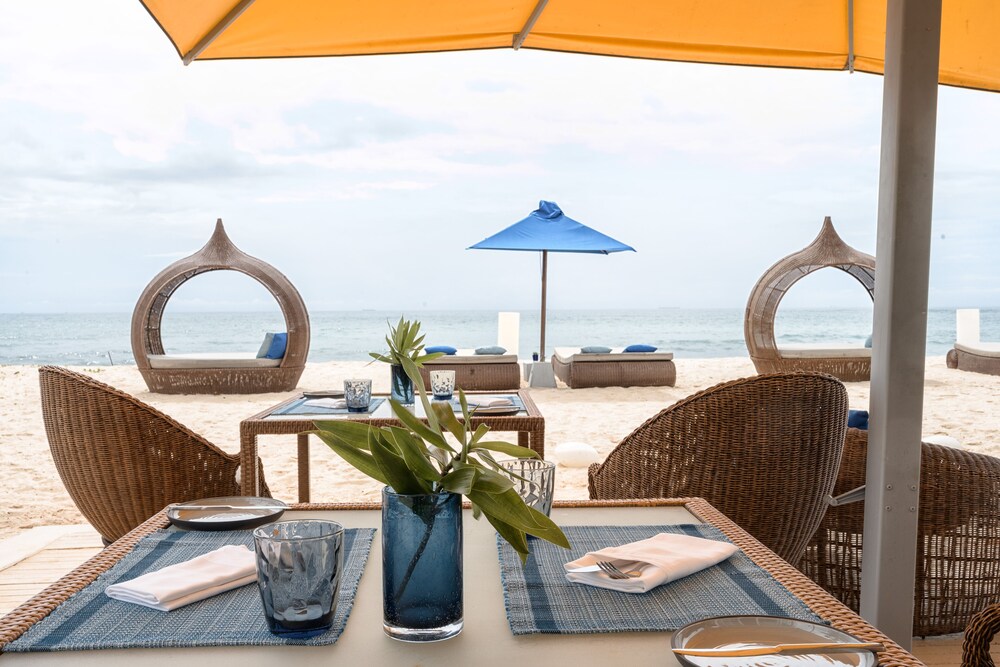 the beach house by reveal