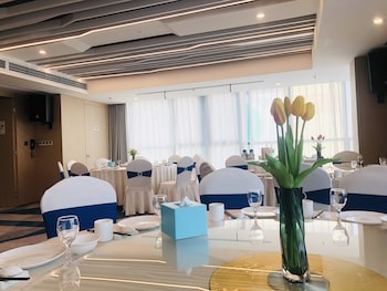 holiday inn express linyi north new district an ihg hotel