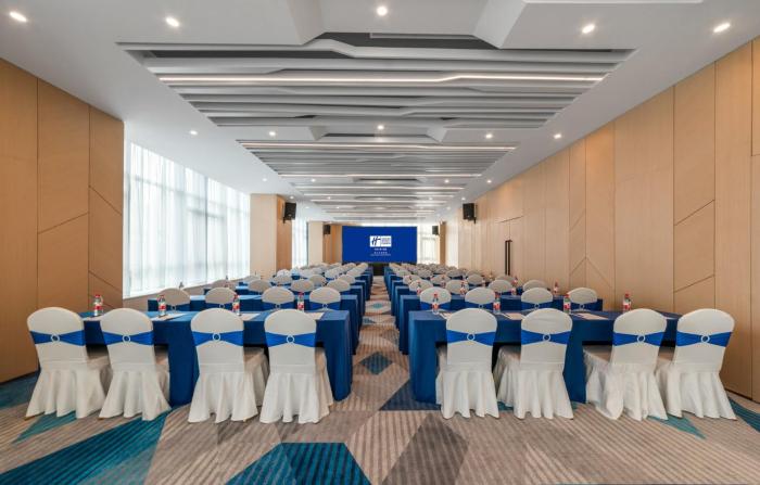 holiday inn express linyi north new district an ihg hotel