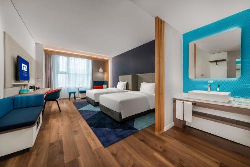 holiday inn express linyi north new district an ihg hotel
