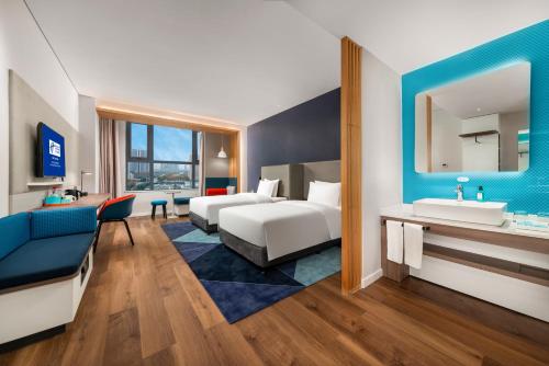 holiday inn express linyi north new district an ihg hotel