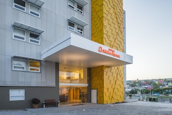 mision express queretaro