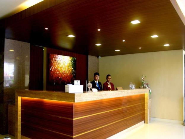 royal mamberamo hotel