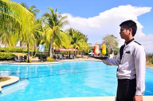 thunderbird resorts rizal