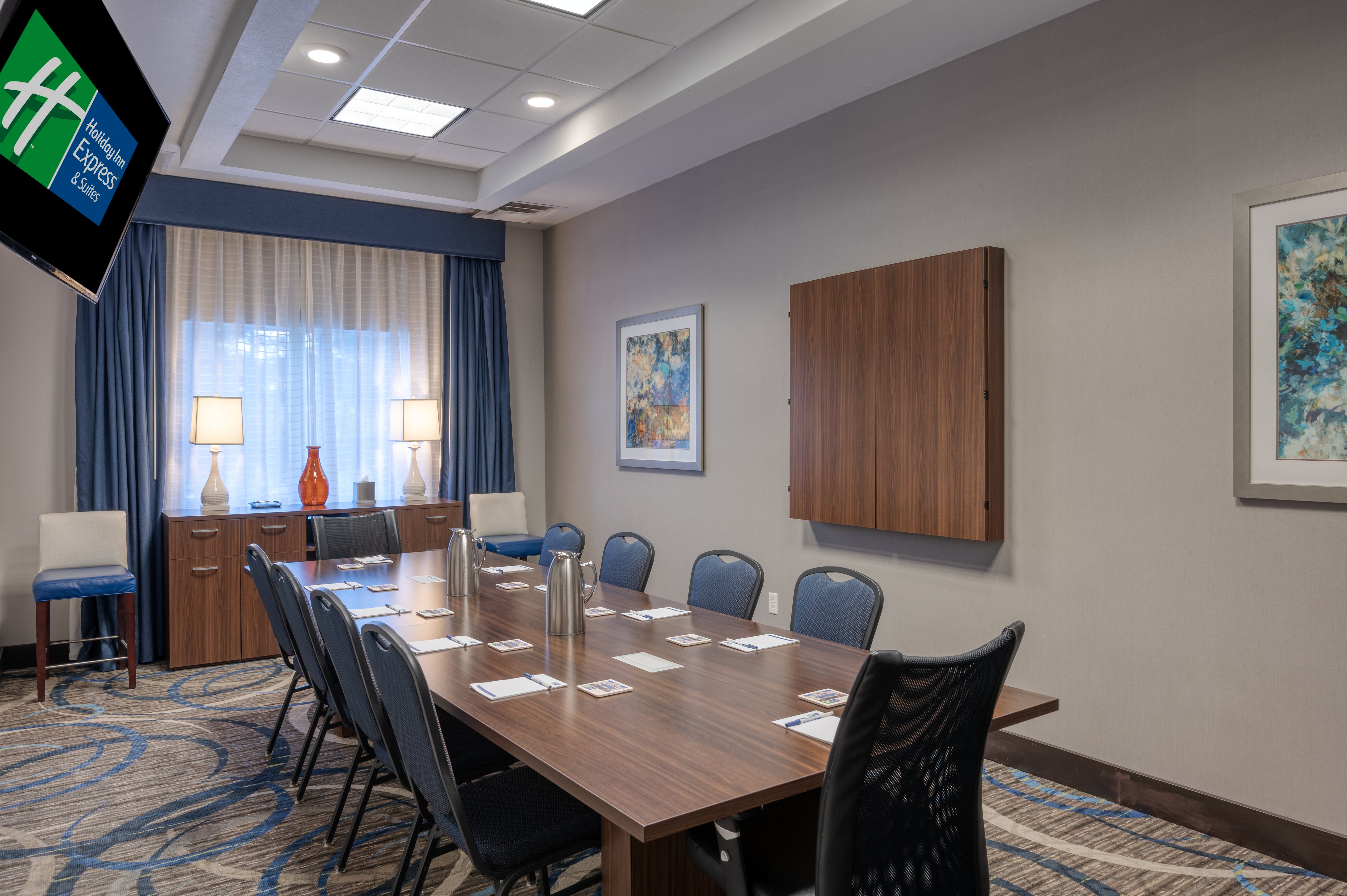 holiday inn express and suites edwardsville by ihg