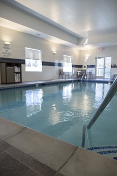 Holiday Inn Express & Suites Edwardsville By Ihg,Edwardsville>>Alton,3 star