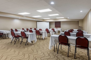 suburban studios arlington heights elk grove