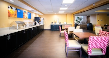suburban studios arlington heights elk grove