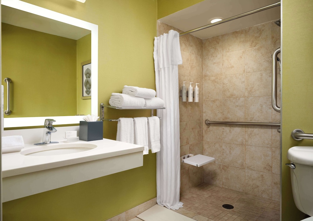 homewood suites by hilton chicago downtown magnificent mile