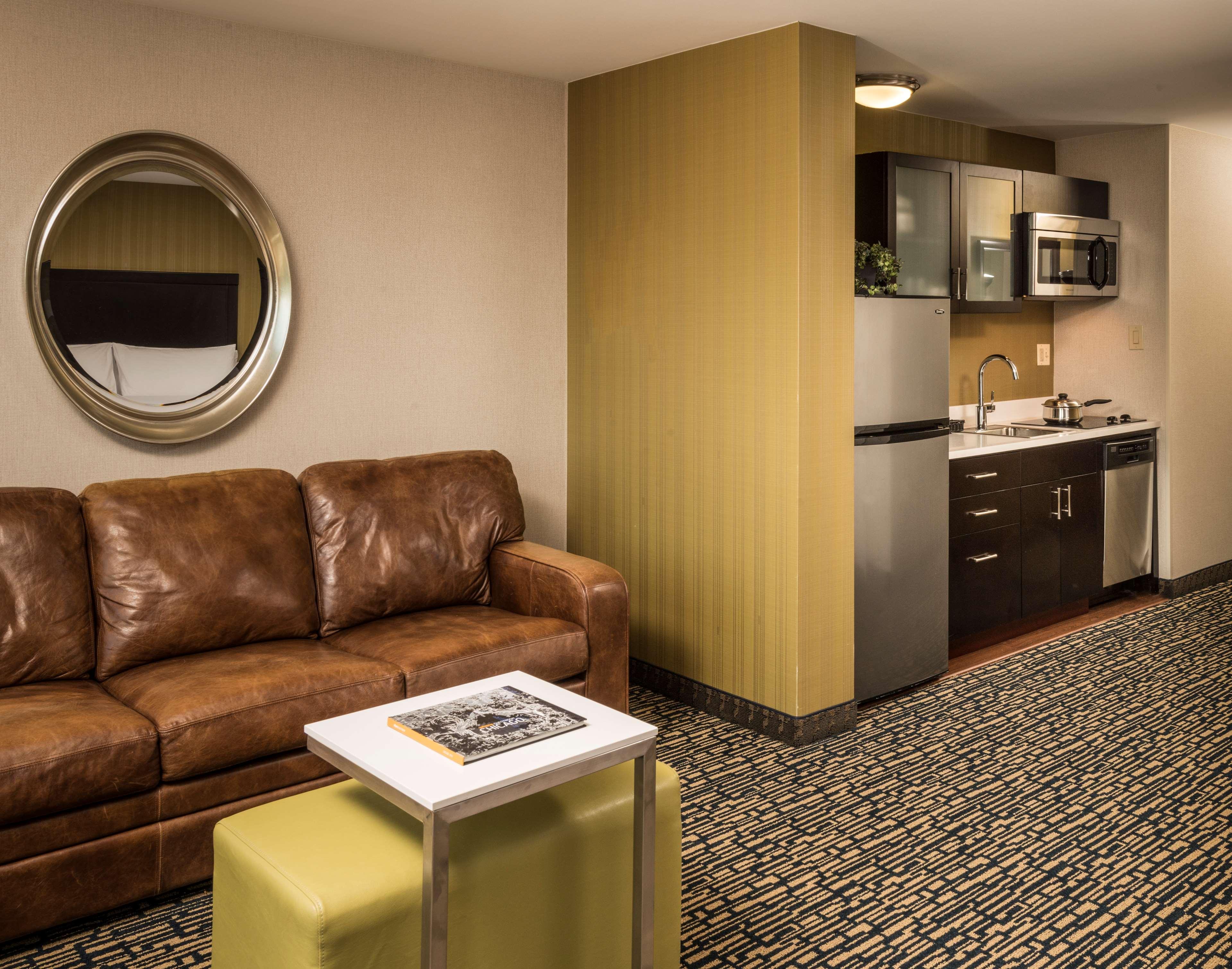 homewood suites by hilton chicago downtown magnificent mile