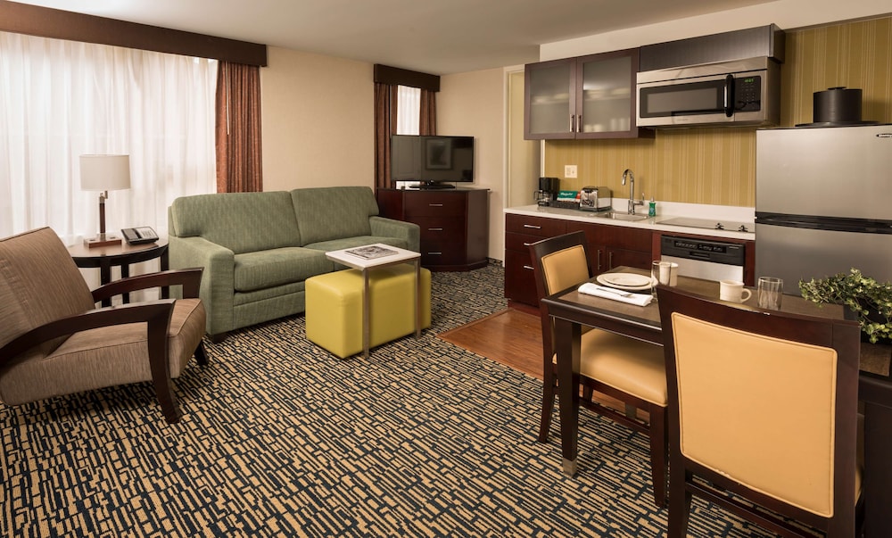 homewood suites by hilton chicago downtown magnificent mile