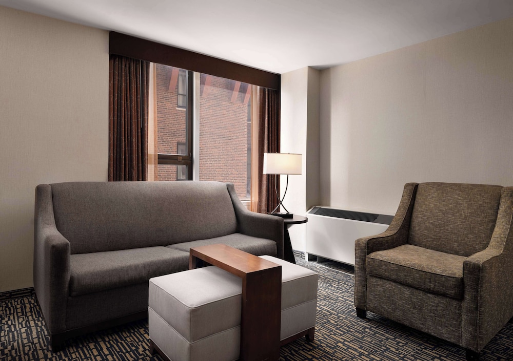 homewood suites by hilton chicago downtown magnificent mile