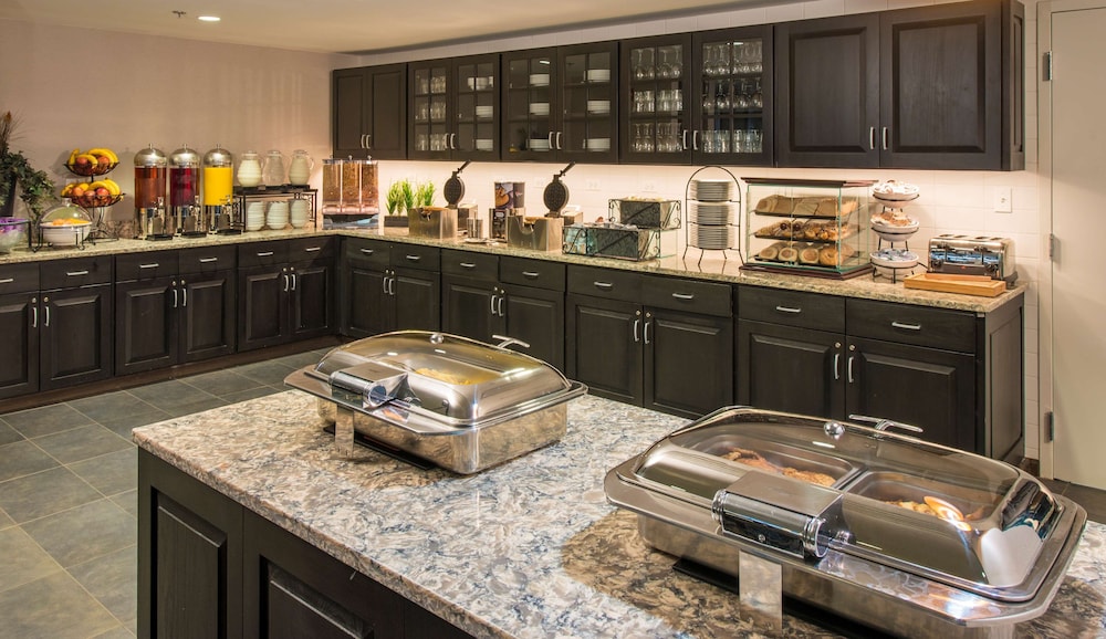 homewood suites by hilton chicago downtown magnificent mile