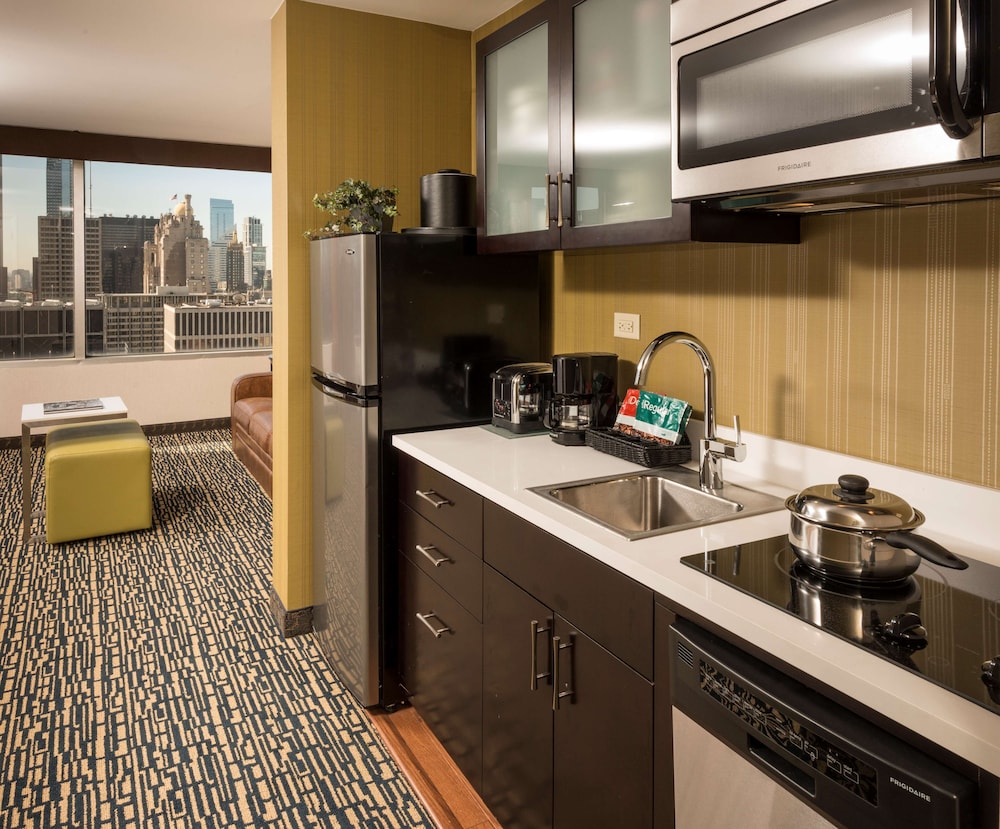homewood suites by hilton chicago downtown magnificent mile