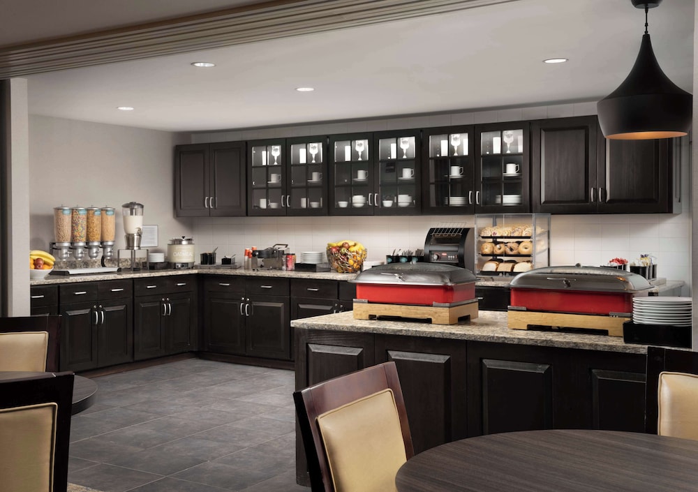 homewood suites by hilton chicago downtown magnificent mile