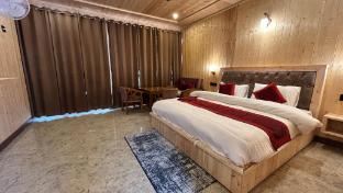 sunrise resort dhanolti