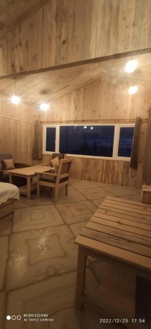 sunrise resort dhanolti