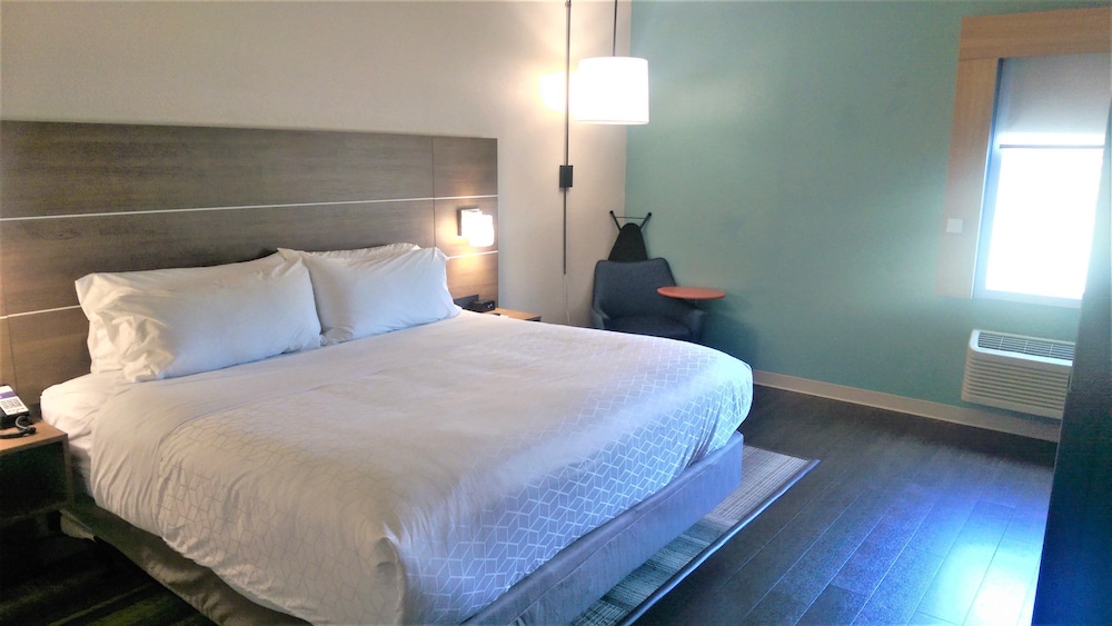 holiday inn express myrtle beach broadway at the beach by ihg