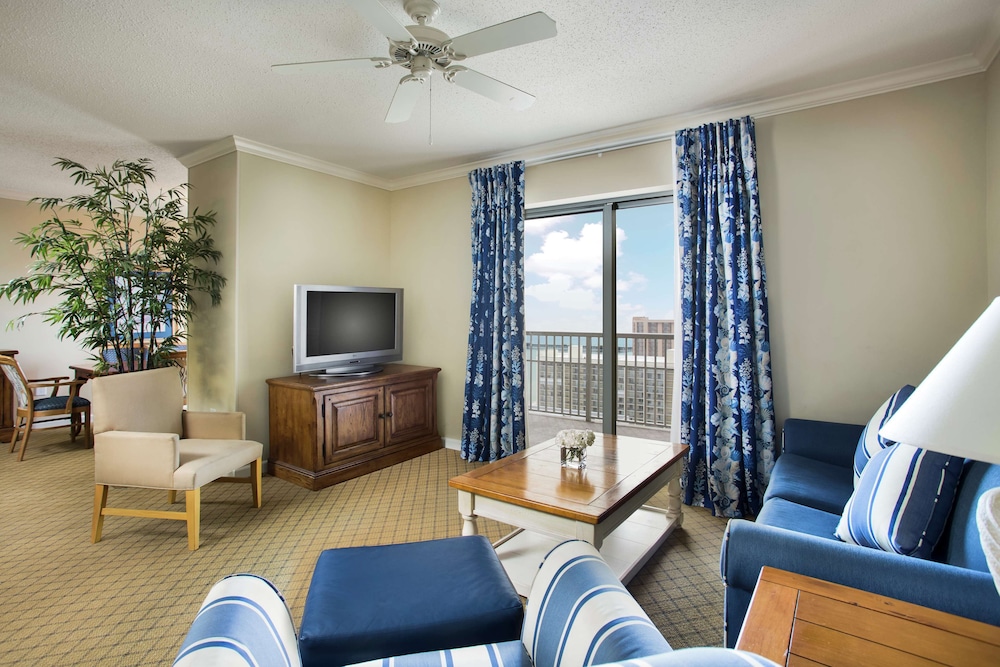 royale palms condominiums