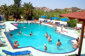 sotirakis hotel studios