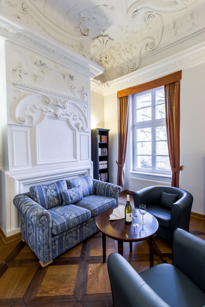 hotel schloss neustadt glewe