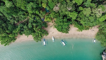 daluyon beach and mountain resort