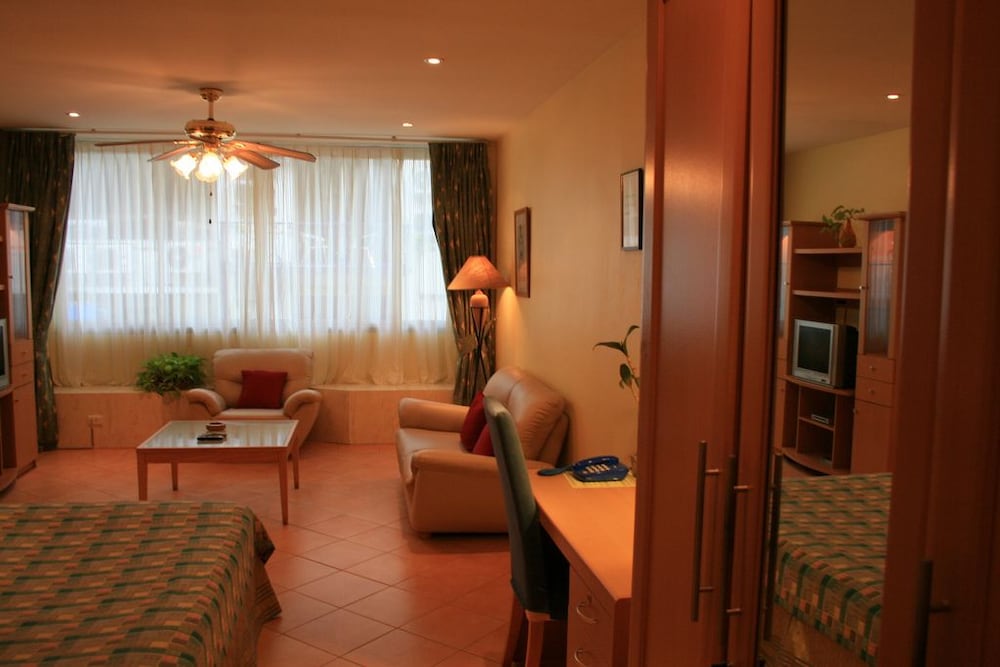 aquarius guesthouse and sauna adults only