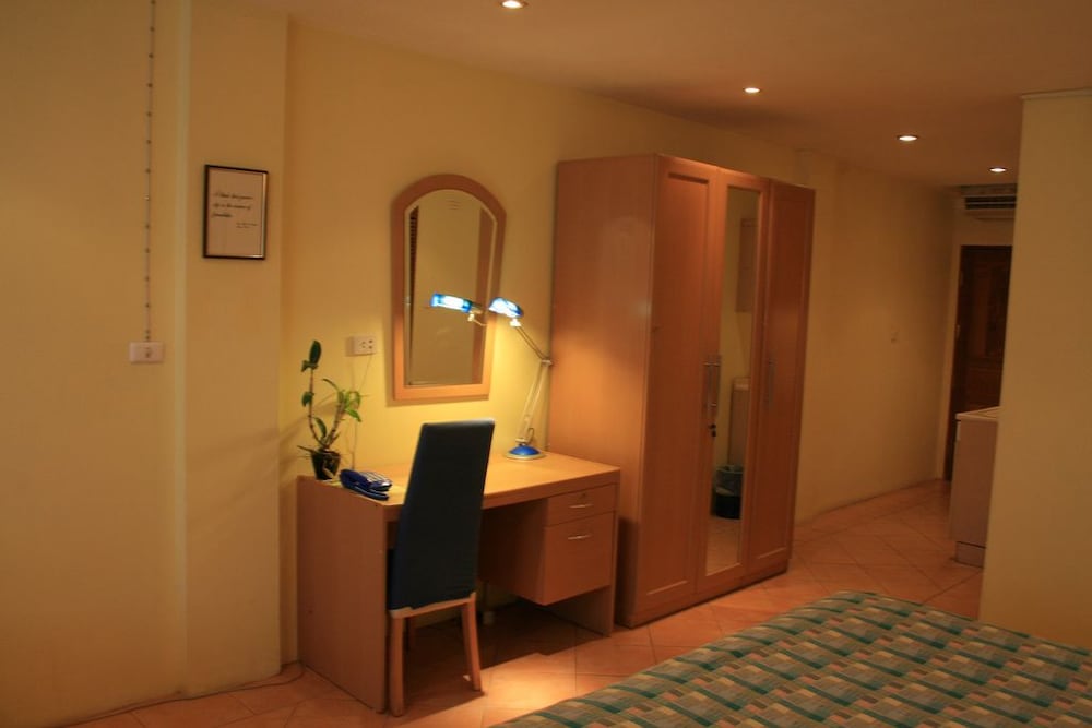 aquarius guesthouse and sauna adults only