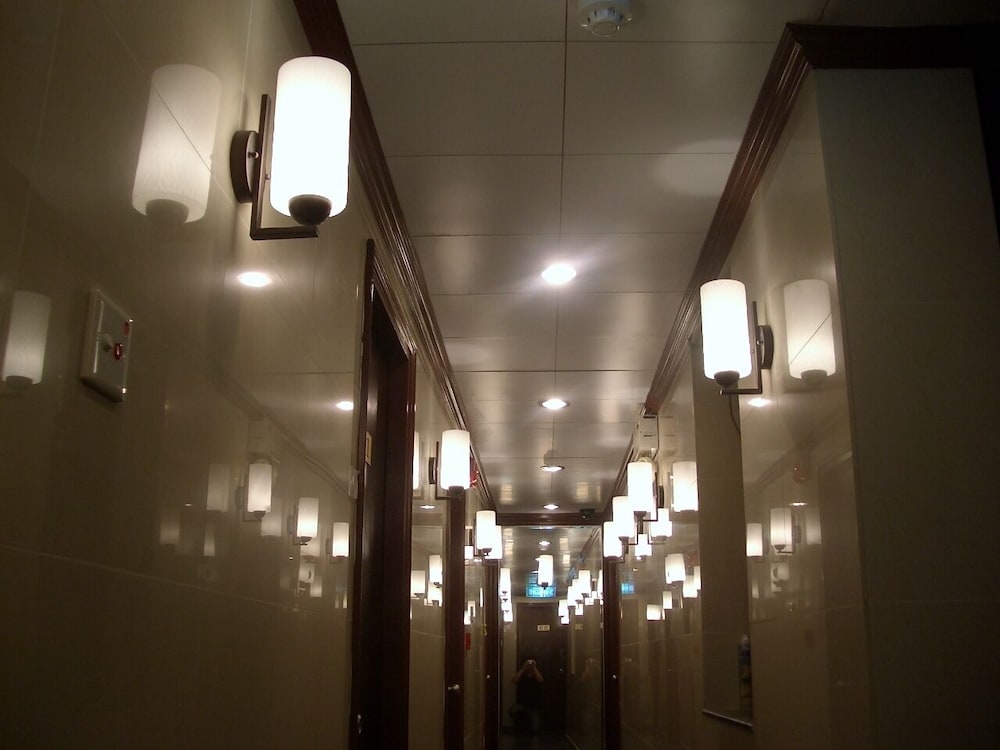 oriental pearl hostel