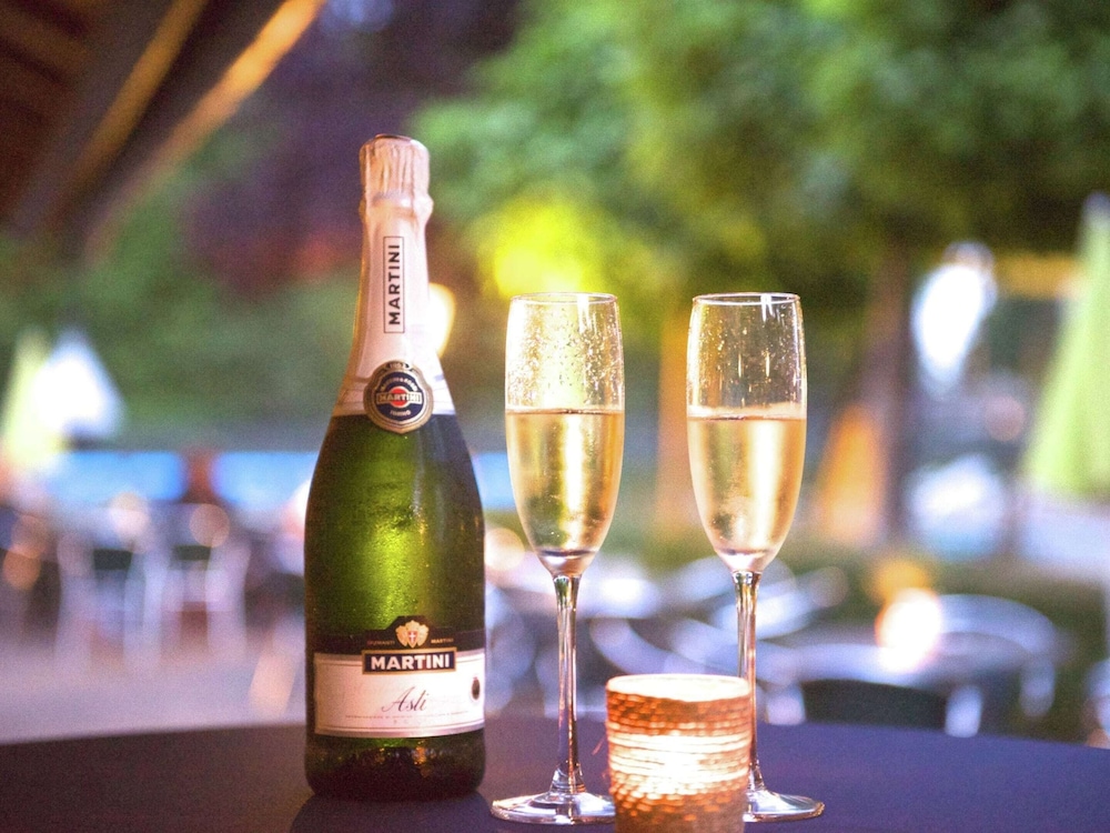 tent lodge with sanitary facilities at the bedafse bergen