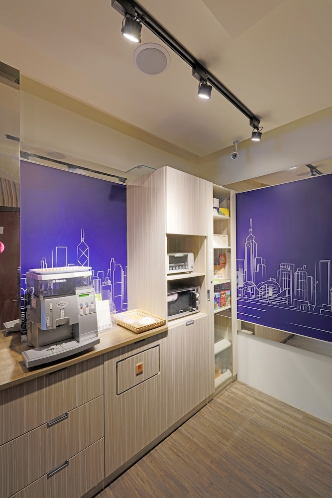 royal rose hotel taipei station