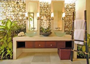 villa bali asri seminyak