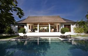 villa bali asri seminyak