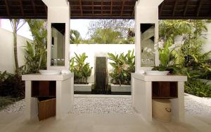 villa bali asri seminyak