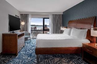 hilton garden inn burlington downtown