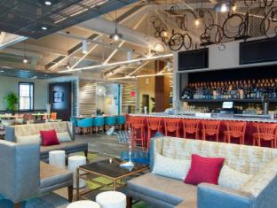 hilton garden inn burlington downtown