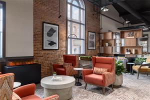 hilton garden inn burlington downtown