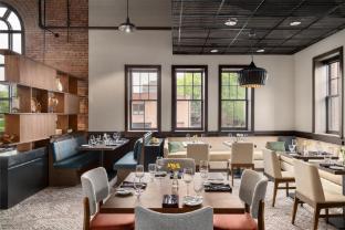 hilton garden inn burlington downtown