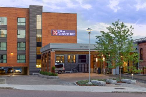 hilton garden inn burlington downtown