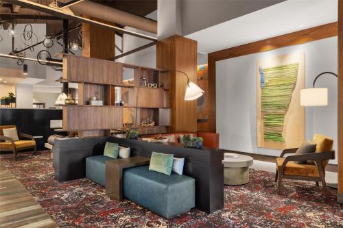 hilton garden inn burlington downtown