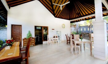 Araminth Villa & Spa,,3 star