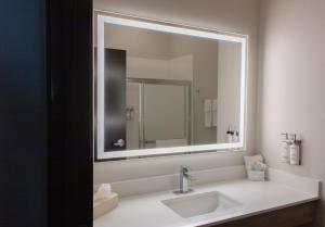 holiday inn express and suites temple medical center area