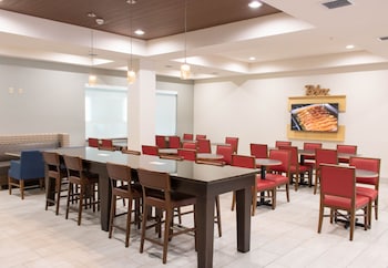 holiday inn express and suites temple medical center area