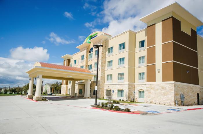 holiday inn express and suites temple medical center area