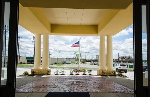 holiday inn express and suites temple medical center area