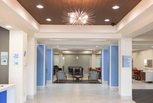 holiday inn express and suites temple medical center area